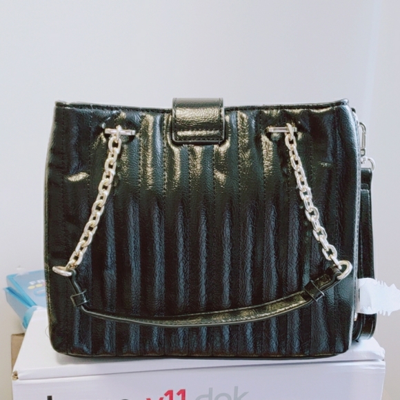 Zara Bags Zara Quilted Gold Trim Shoulder Bag Poshmark